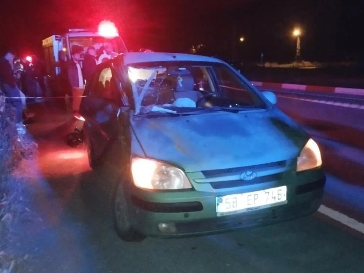 Sivas'ta otomobiller çarpıştı: 1 ölü 2 yaralı