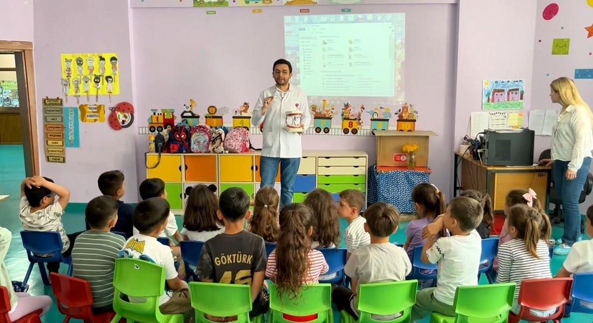 Hozat'ta miniklere sağlık eğitimi verildi
