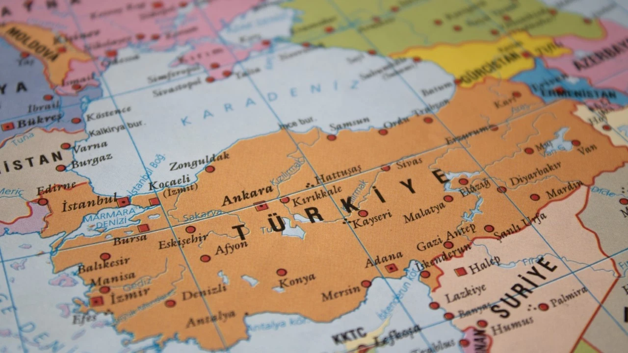 ‘25 yeni il kurulacak’ iddiasına açıklama