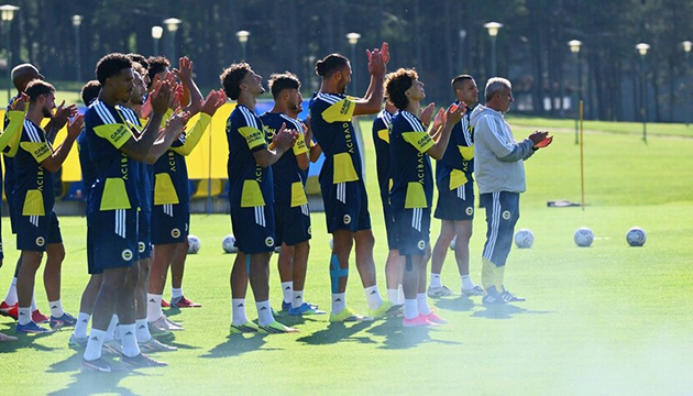 Fenerbahçe'den taraftara açık idman