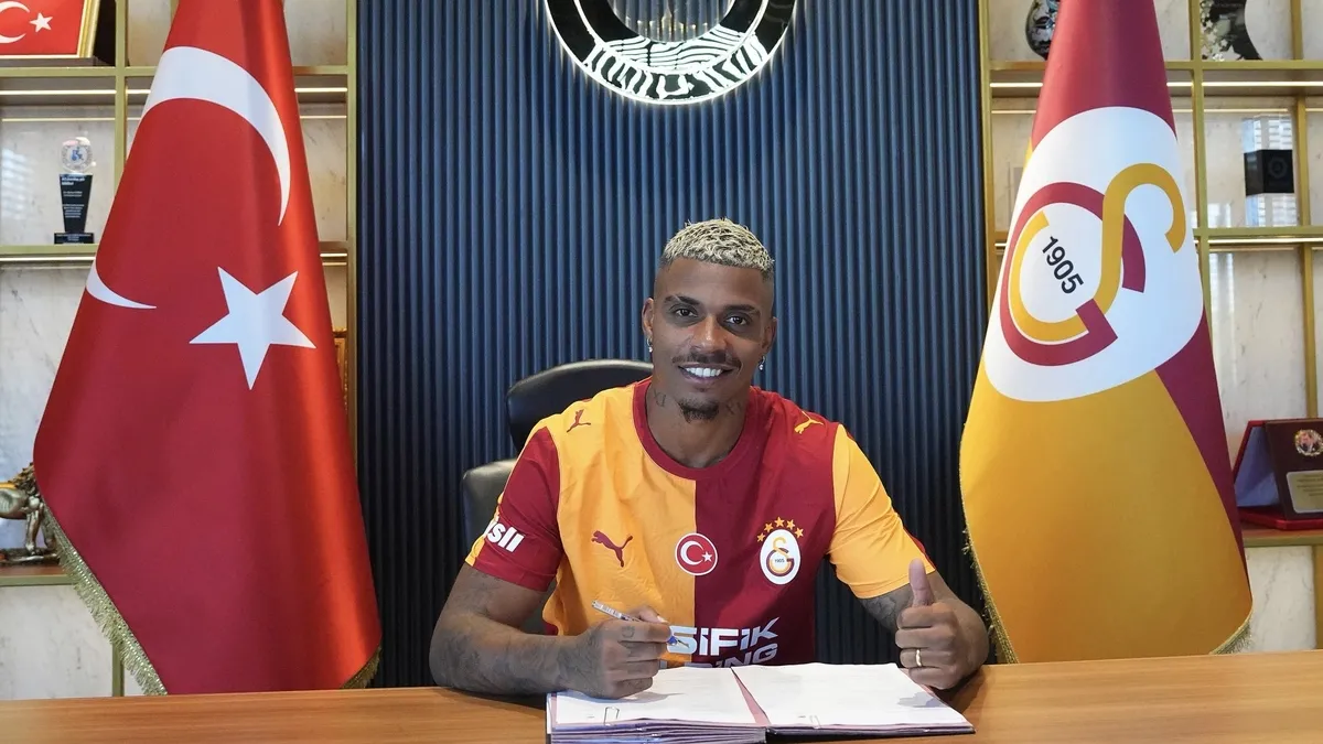 Galatasaray Mario Lemina'nın sözleşmesini uzattı
