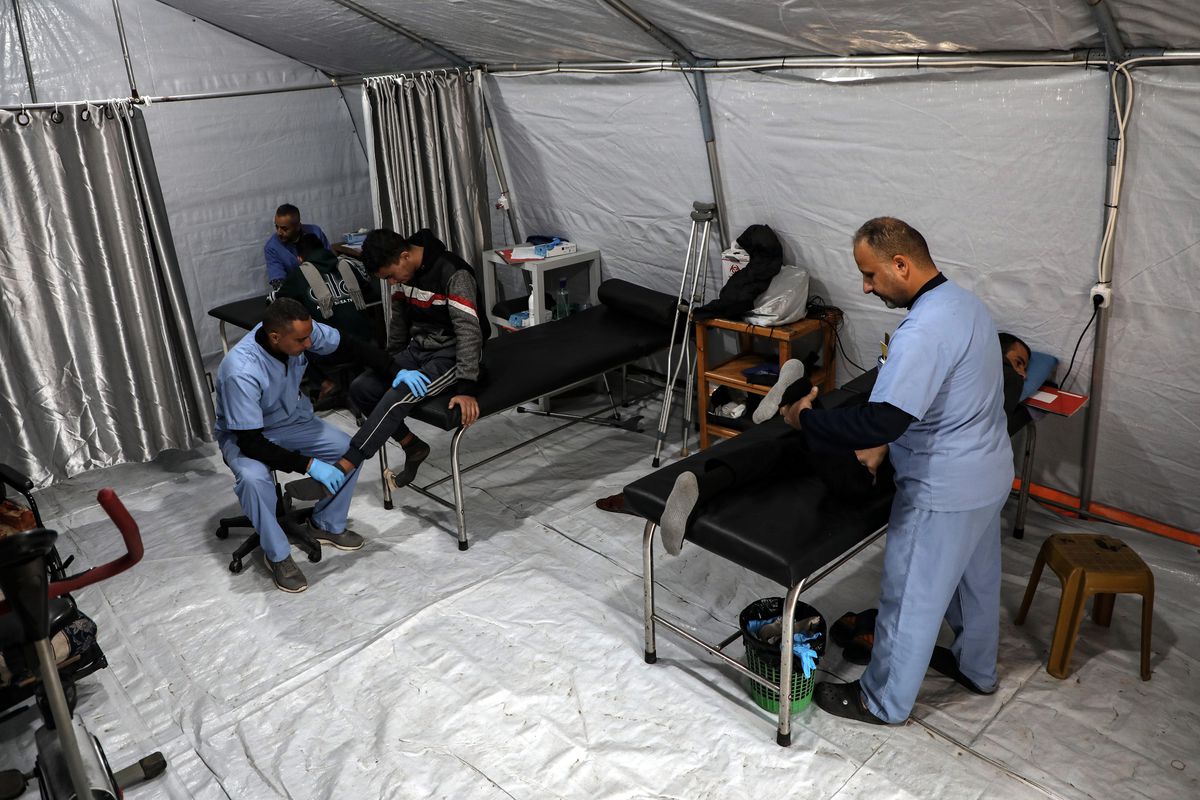 Gazze'de İlaç ve Ambulans Sıkıntısı Sağlık Krizine Yol Açıyor