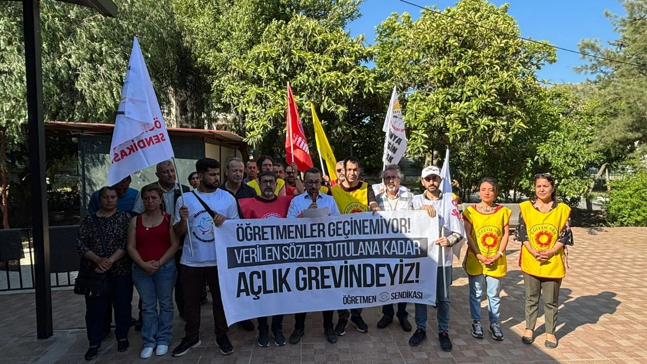 Son Dakika | Açlık grevindeki bir öğretmen daha hastaneye kaldırıldı!