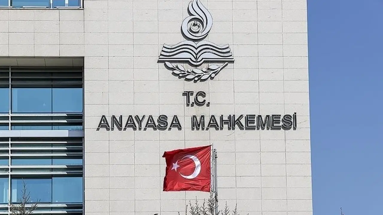 CHP, 'Sosyal Medya Yasası'nı AYM’ye taşıdı