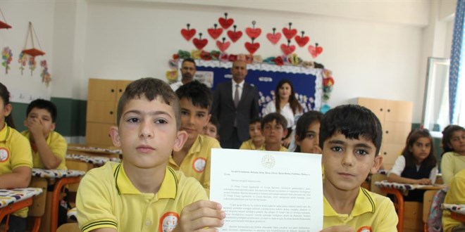 Bakan Tekin'den Şırnaklı öğrencilerin mektuplarına duygusal cevap