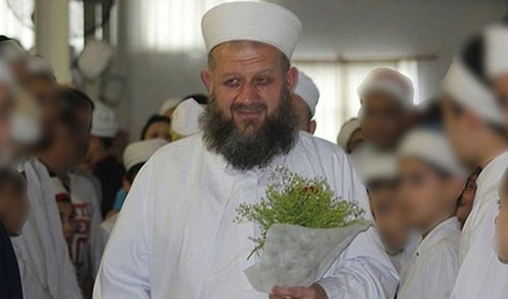 18 yıl 9 ay hapis cezası almıştı: 6 yaşındaki kızını müridiyle evlendiren Yusuf Ziya Gümüşel tahliye edildi
