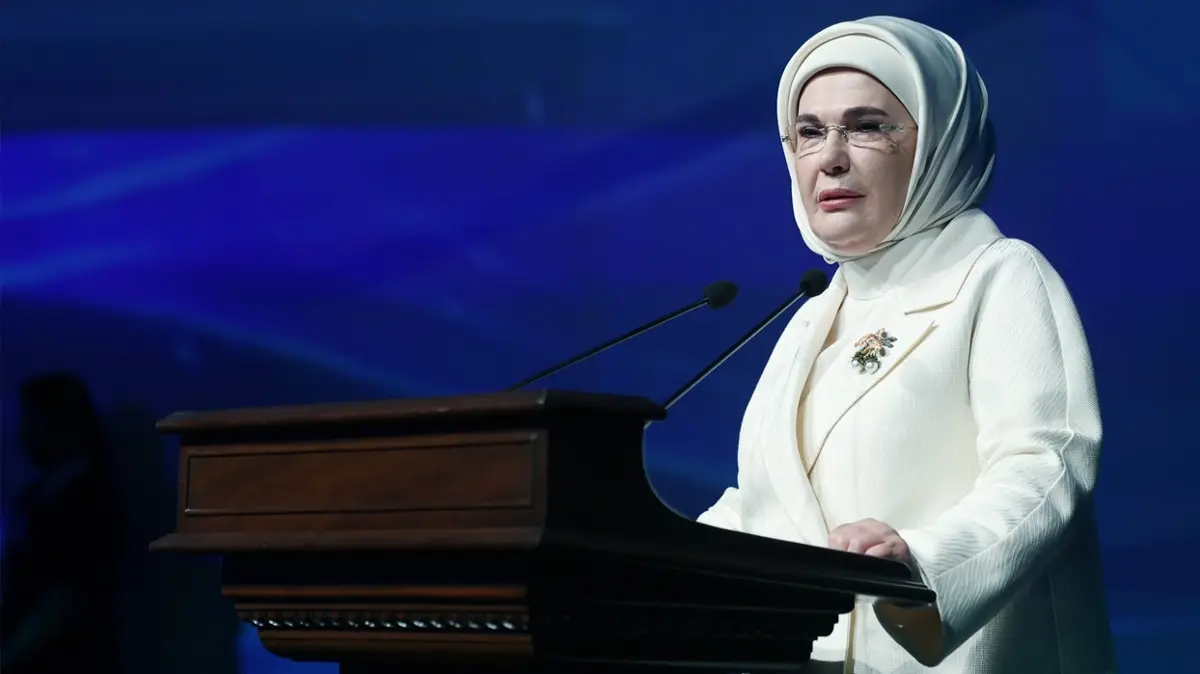 Emine Erdoğan'dan dünyaya çağrı: Sıfır atık bilincinin kök salmasını temenni ediyorum