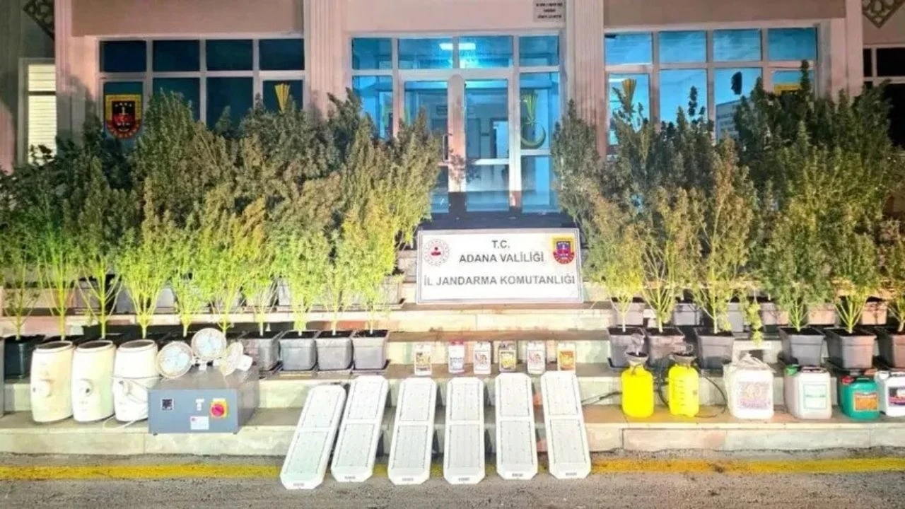 Bu operasyon adeta nefes kesti! 45 ilde "Narko Pars" operasyonları: Yüzlerce şüpheli jandarmadan kaçamadı
