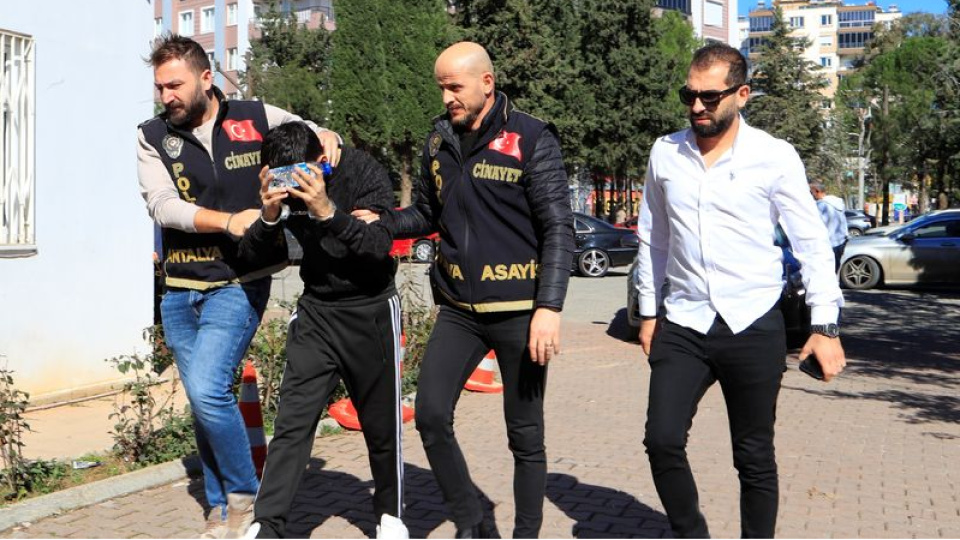 Hamile karısını vurdu! Eşi şikayetçi olmadı!