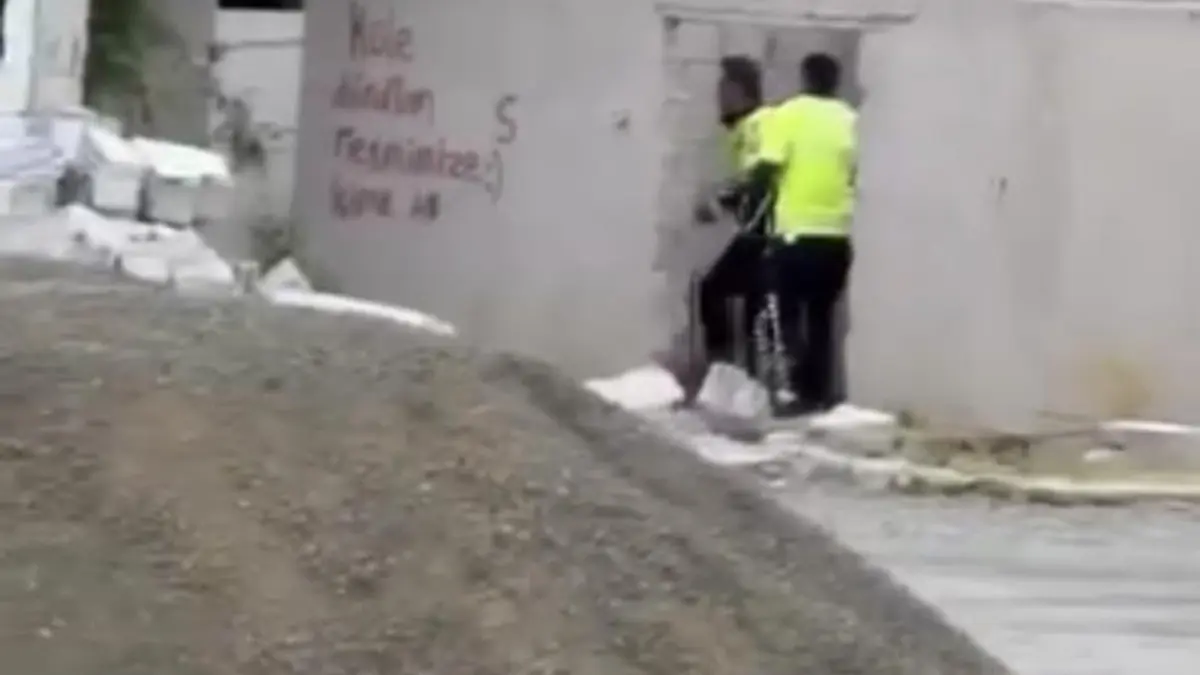 'Trafik polisleri vatandaşı darp etti' iddiası! Bakanlık soruşturma başlattı