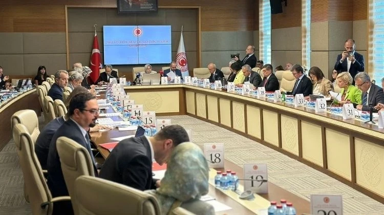 Öğrenci affına ilişkin düzenlemeleri içeren kanun teklifi, komisyonda