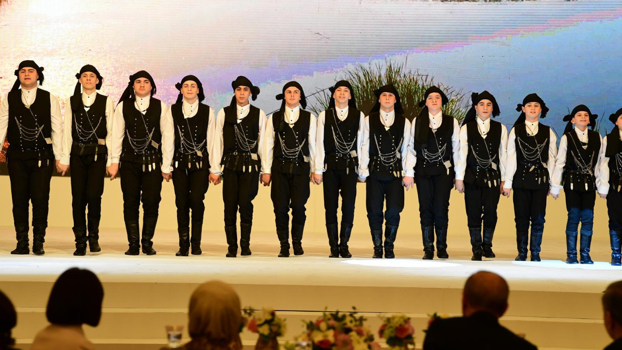 Halk oyunlarına sahip çıkma hamlesi: Maltepe'de 5 bin kişiyle 'Horon bizumdur' rekoru kırılacak