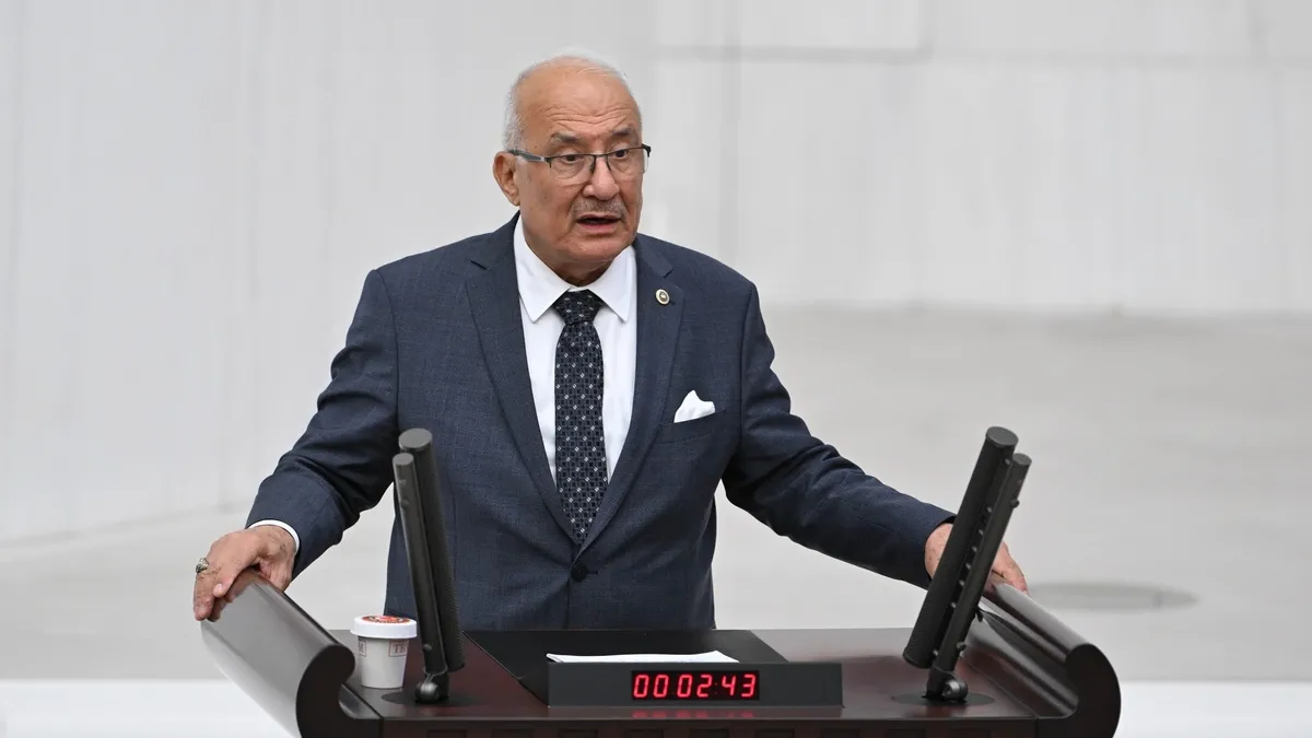 FETÖ yalanıyla 70 milyonluk vurgun: Eski milletvekili Kocamaz tuzağa düştü | 2 şüpheli yakalandı: 'Bayrak' detayı