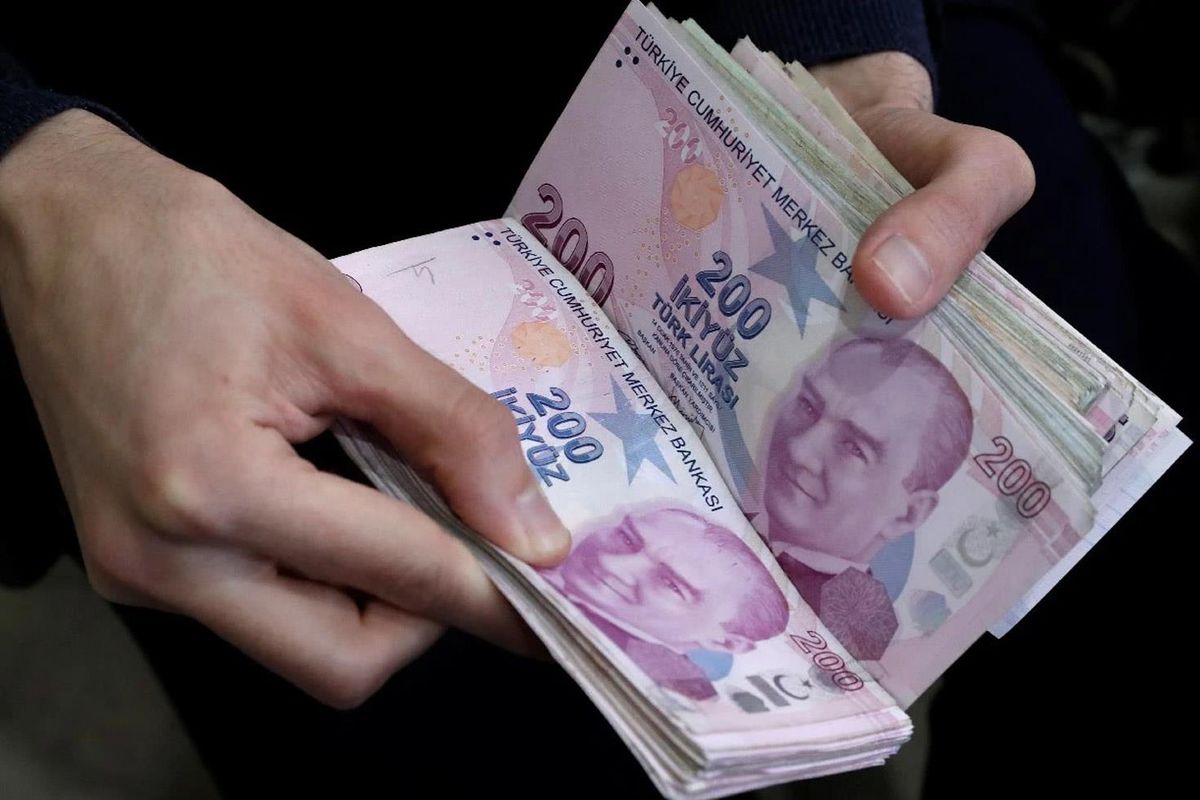 KKTC'de asgari ücrete ara zam yapıldı! Türkiye ile aradaki fark inanılmaz