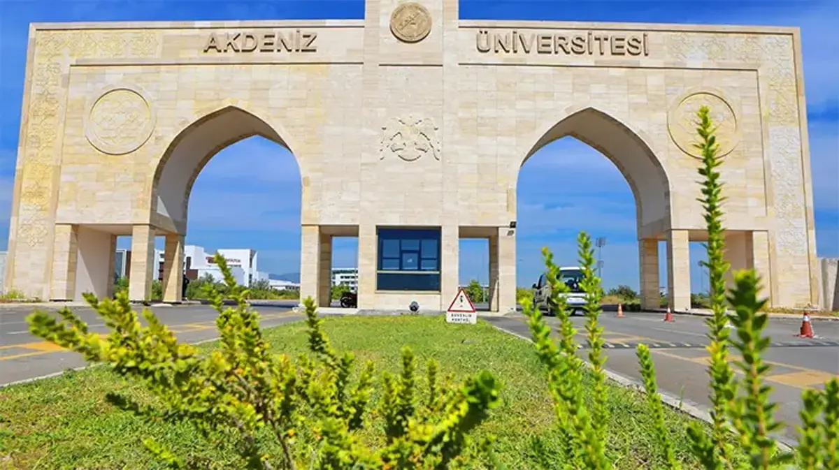 Akdeniz Üniversitesi dünyada yükselişini sürdürüyor: 40 basamak birden ilerledi!