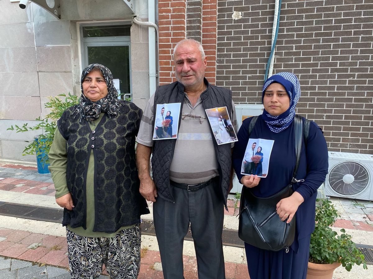 Sözlüsüyle kazada ölen Mustafa'nın babası: Gelinlik damatlık giydireceğim derken kefenle geldiler