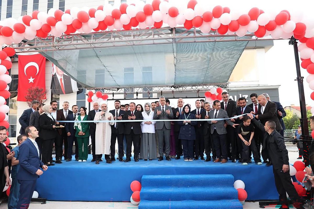 Sağlık Bakanı Memişoğlu, Muş'ta sağlık yatırımlarını değerlendirdi