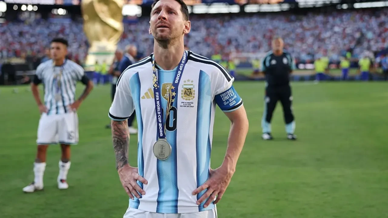 Dünya Kupası'nda Messi, yaşıyla tarihe geçti