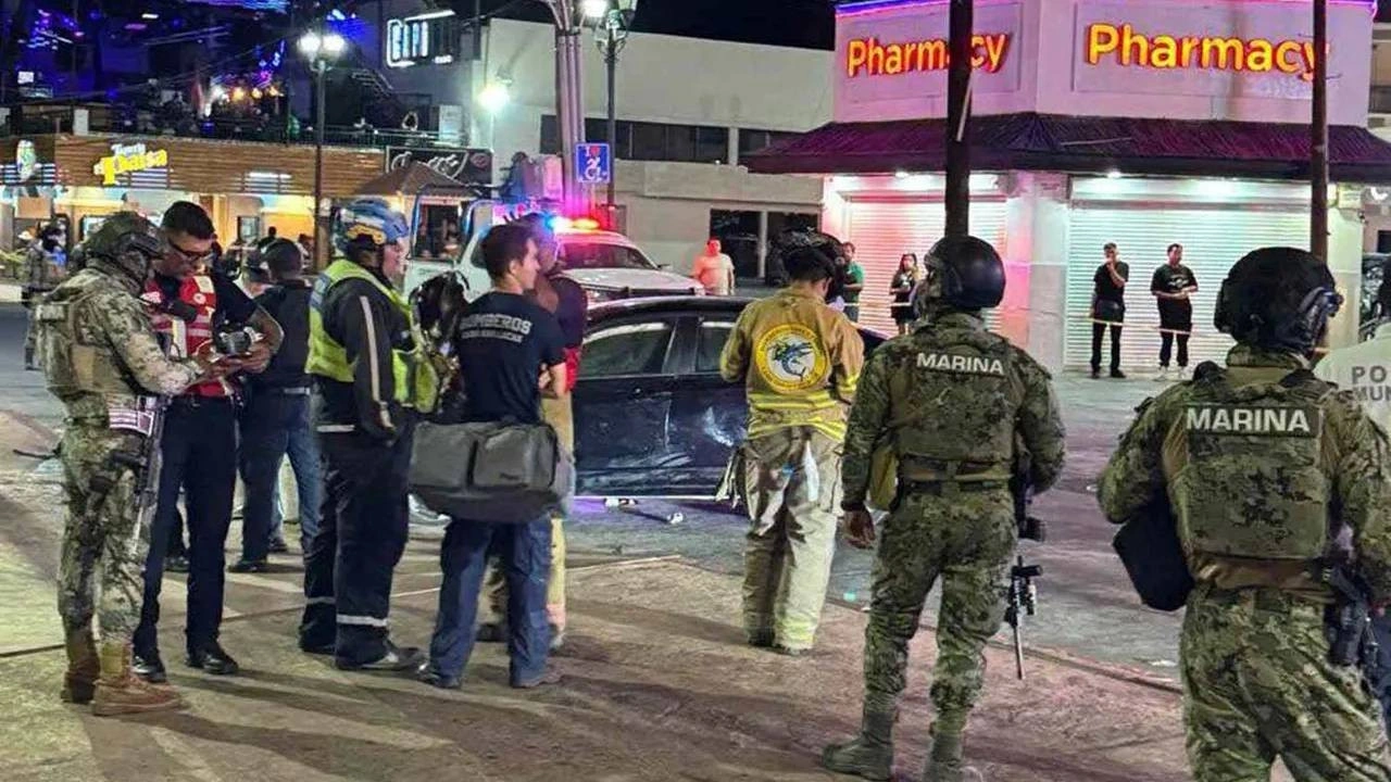 Dünya Kupası coşkusu felakete dönüştü: Taraftarların arasına giren araç 17 kişiyi yaraladı