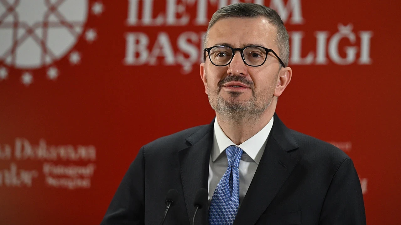 İletişim Başkanı Duran çatışma mağduru çocukların acılarına dikkat çekti