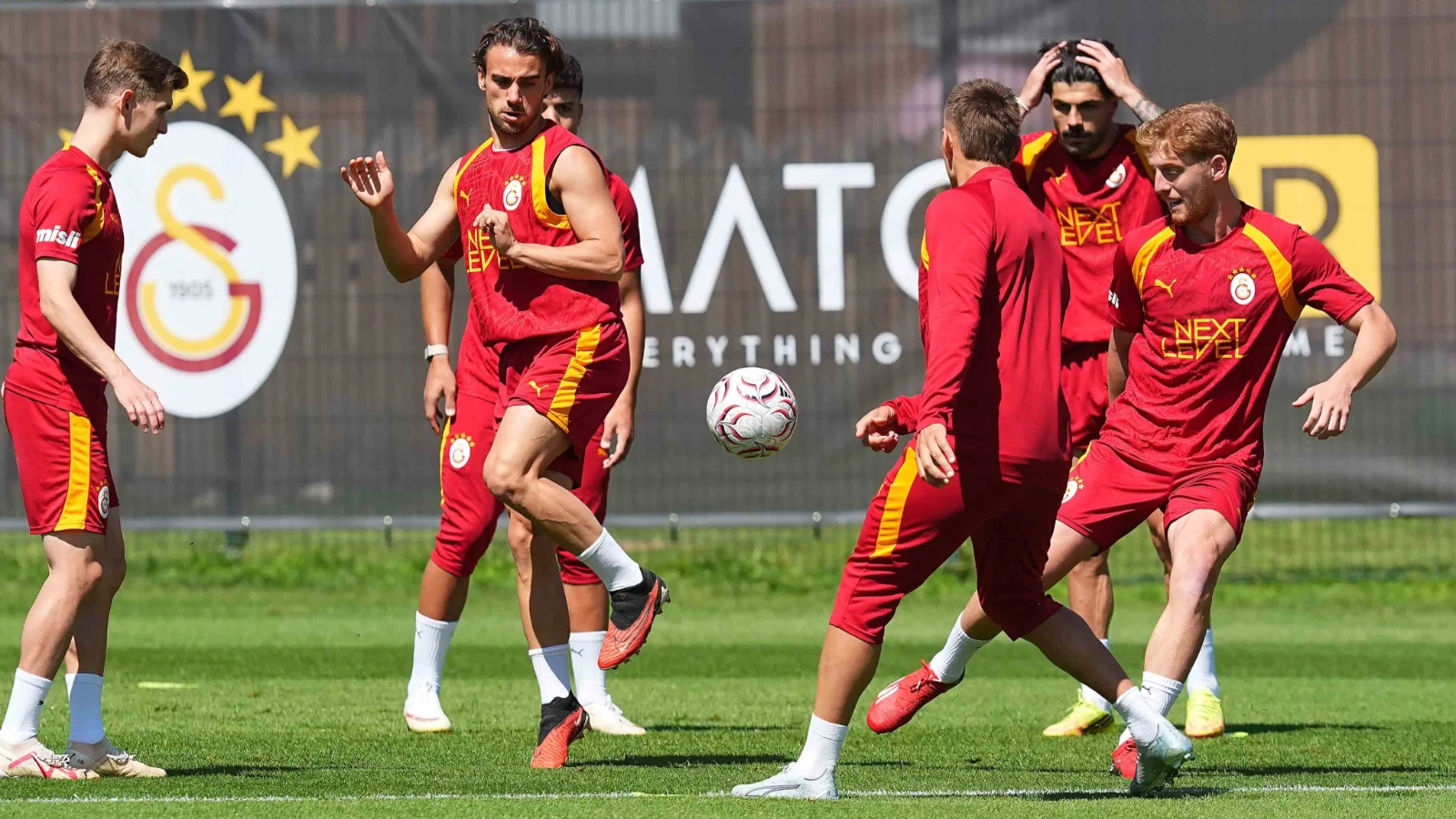 Galatasaray, yeni sezon hazırlıklarını sürdürdü