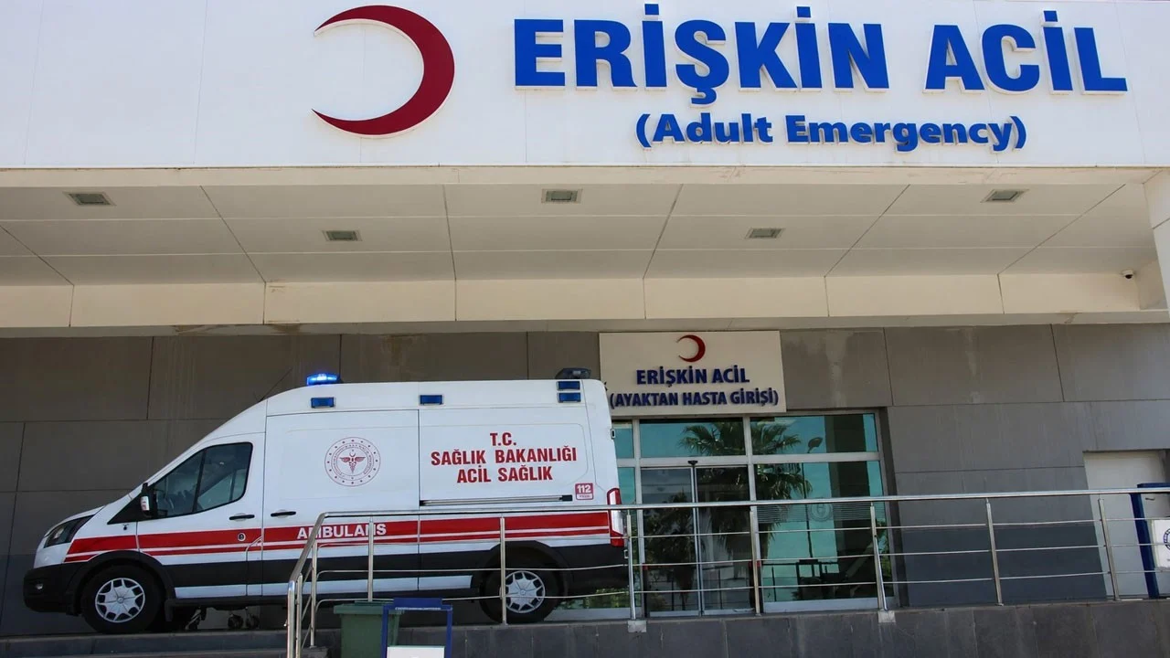 İnşaatta feci kaza: 6 katta iskele koptu! Yere çakılan işçi hayatını kaybetti