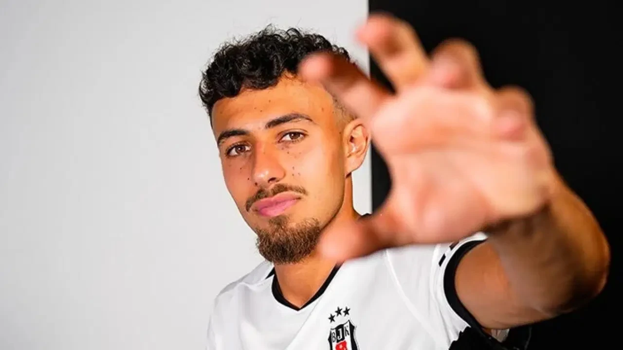 Beşiktaş'ın yeni transferi İlhan Fakılı ilk antrenmanına çıktı