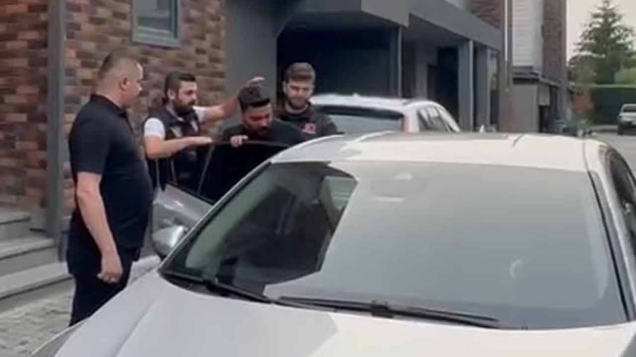 İşte gözaltı anları! Oğuzhan Uğur lüks villadan çıktı