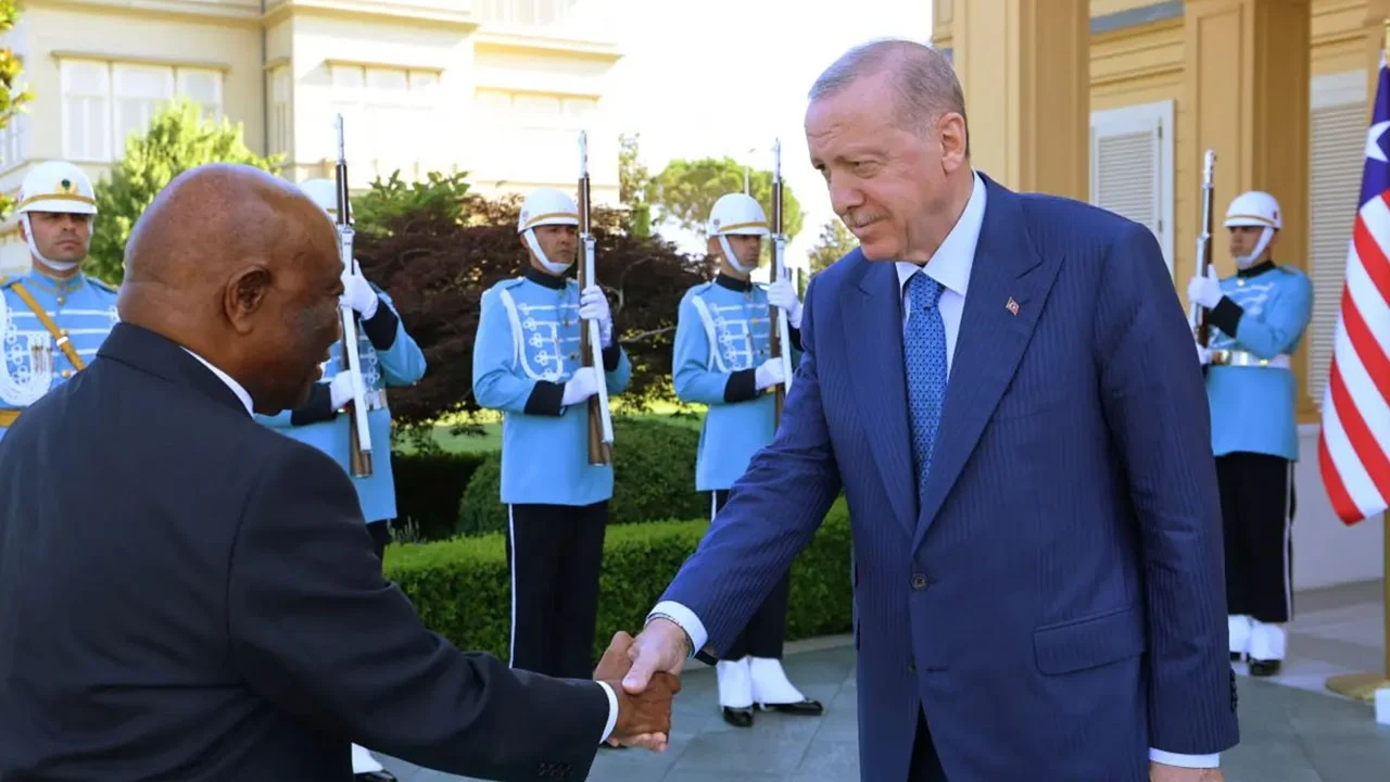 İstanbul'da tarihi diplomasi trafiği! Cumhurbaşkanı Erdoğan'dan dünyaya birlik ve beraberlik mesajı!