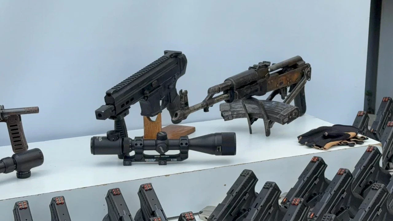 Kasklı ve motosikletli suç ağının şifreleri çözüldü: Emniyetin sergisindeki o detay şoke etti