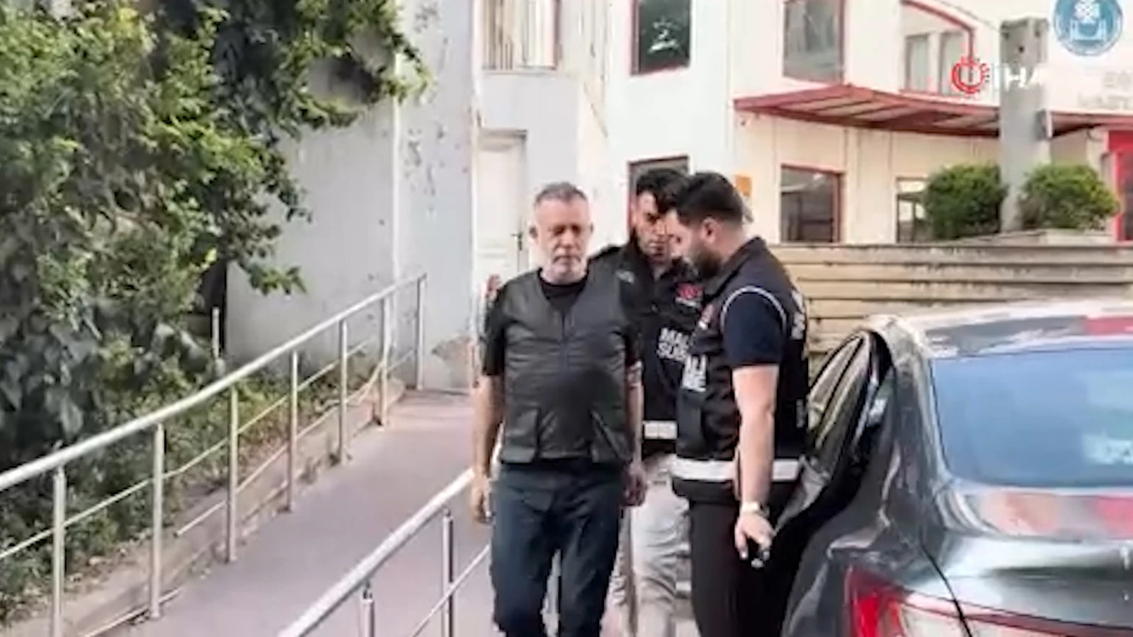 Ahbap Derneği soruşturmasında Haluk Levent ve 13 kişi tutuklandı