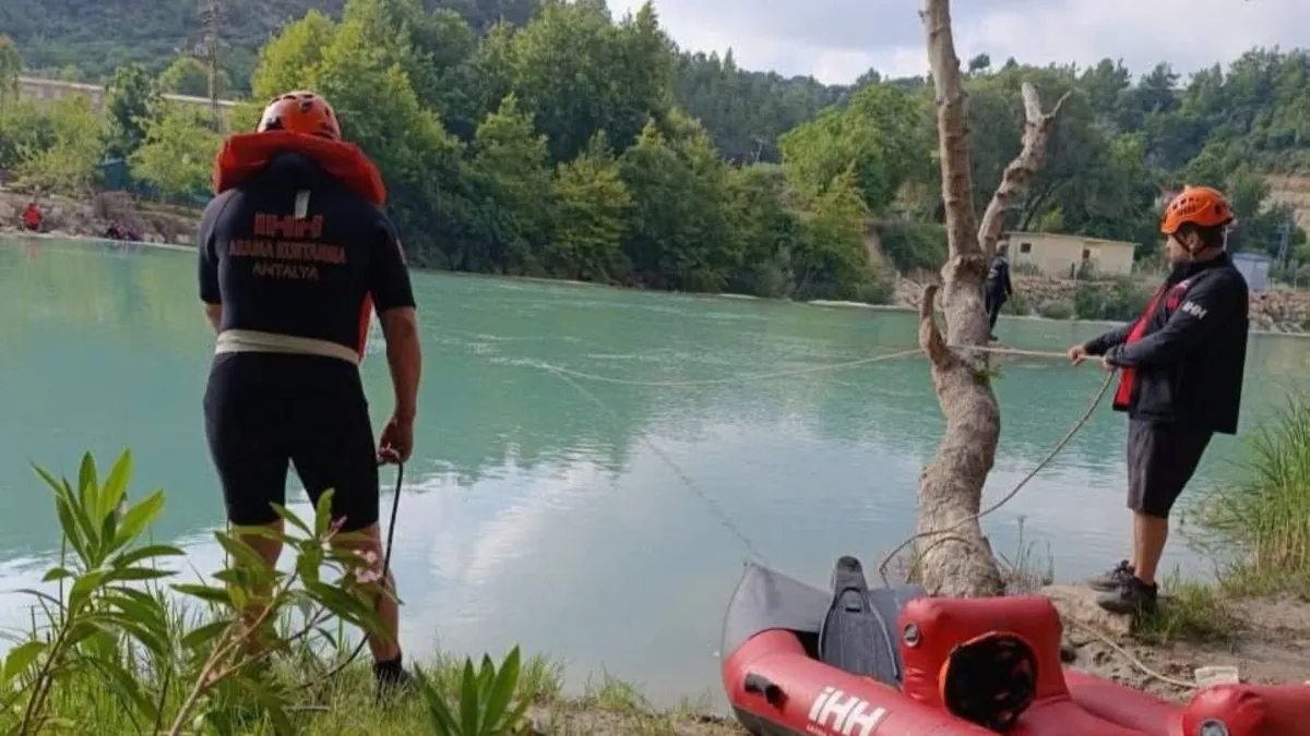 Akıntıya kapılarak kaybolan genç 20 kilometrelik alanda aranıyor