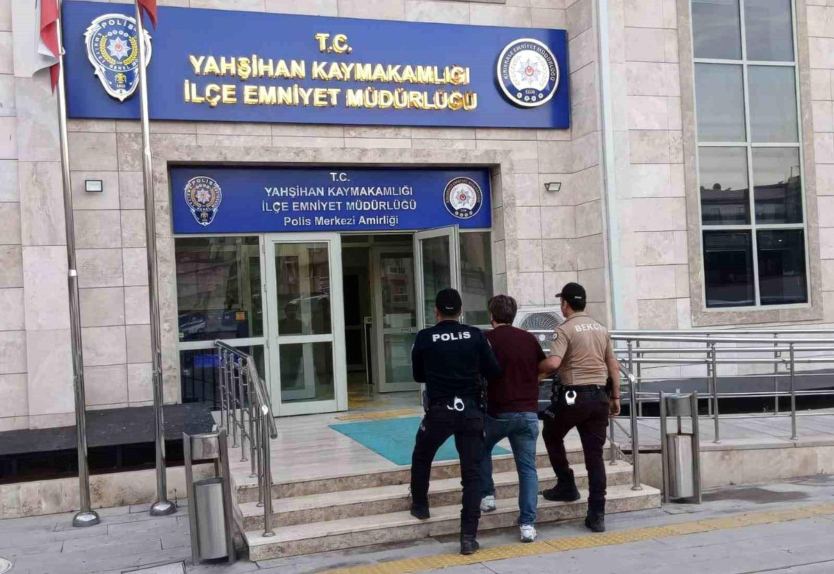 Kırıkkale'de 'karşılıksız çek' suçundan aranan şahıs yakalandı