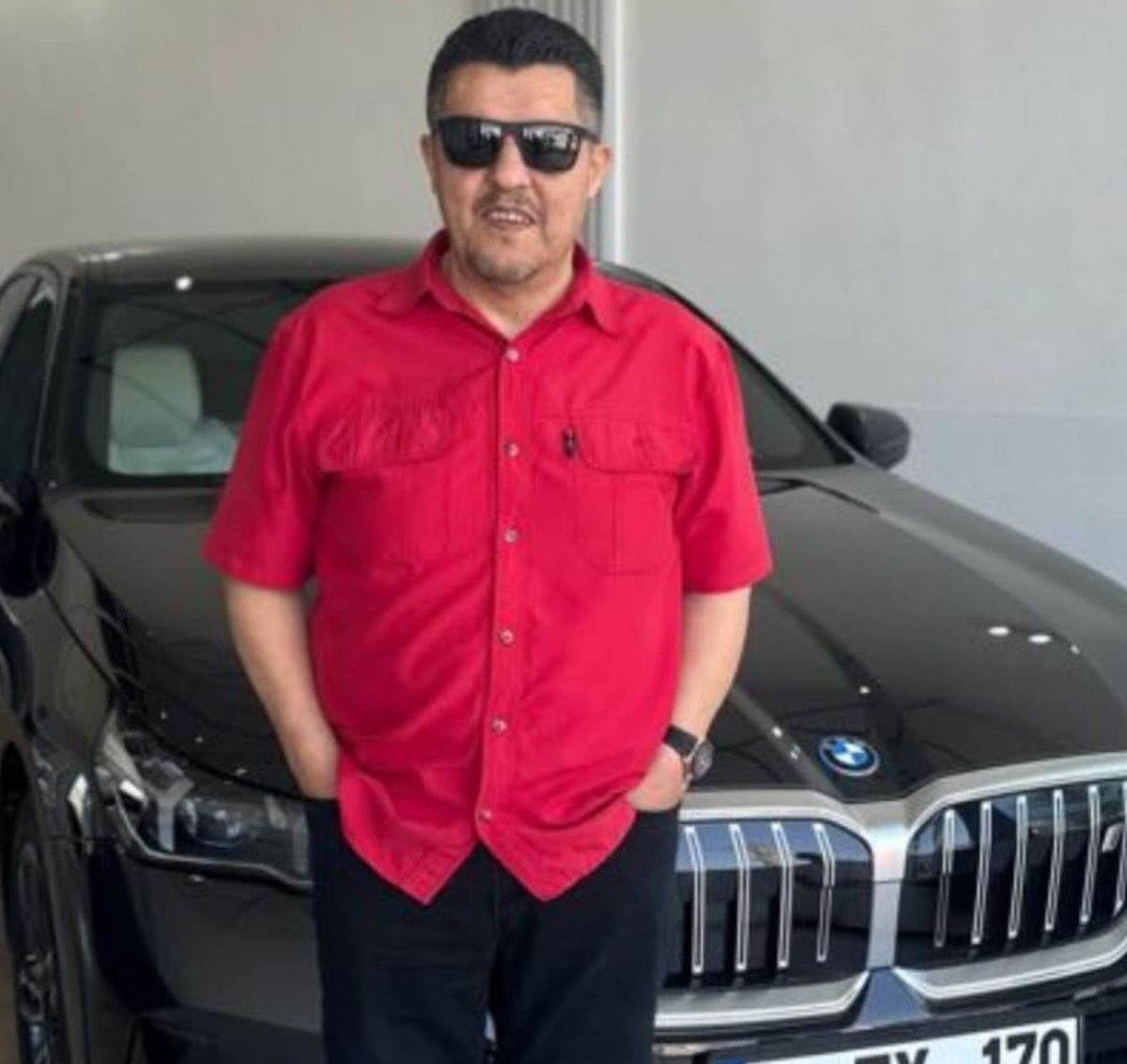 Bursa'da Alacak Verecek Nedeniyle Cinnet Getiren Adam, Kadını Vurup İntihar Etti