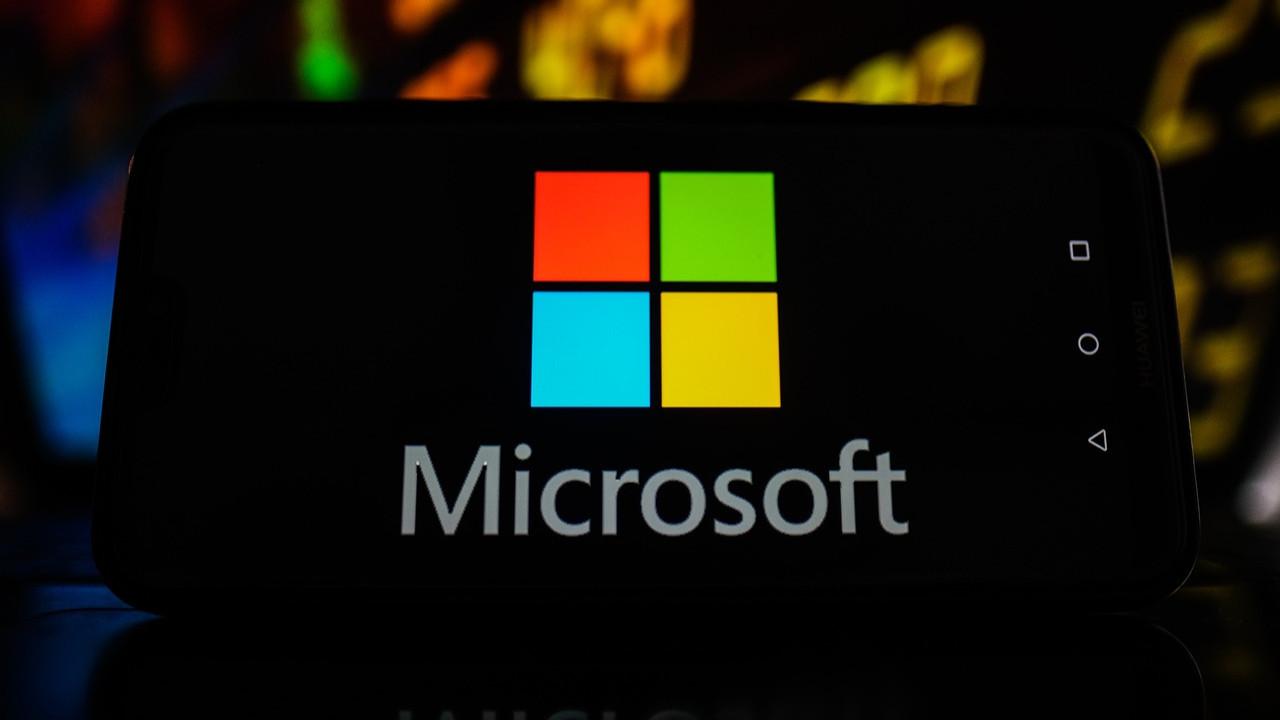 Microsoft 4 bin 800 çalışanını işten çıkarıyor