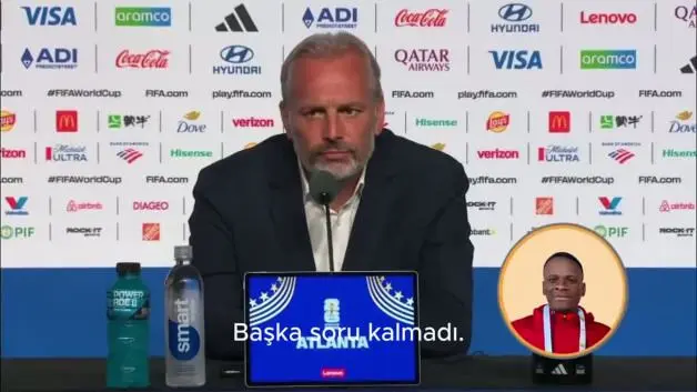 Ünlü teknik direktör babasını kaybetti! Acı haber basın toplantısında verildi