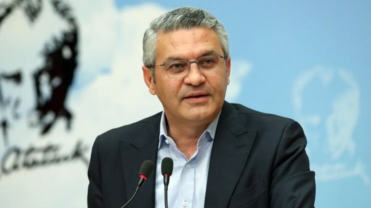 CHP’de Üçüncü Yol safını seçti: Oğuz Kaan Salıcı partide kaldı