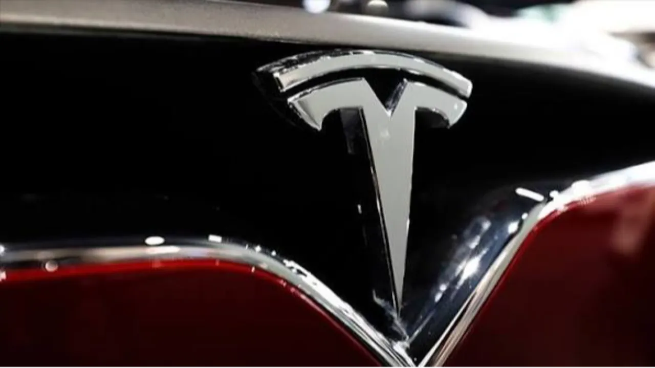 Elon Musk'ın Kara günü! Tesla'nın teslimat başarısı borsaya yansımadı