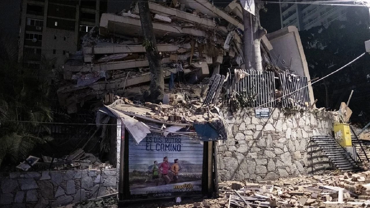 Venezuela'da 39 saniye arayla 7.2 ve 7.5 büyüklüğünde 2 büyük deprem oldu, OHAL ilan edildi (Video)