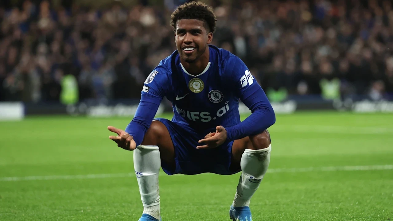 Manchester United'dan Andrey Santos bombası: Chelsea ile anlaşma sağlandı