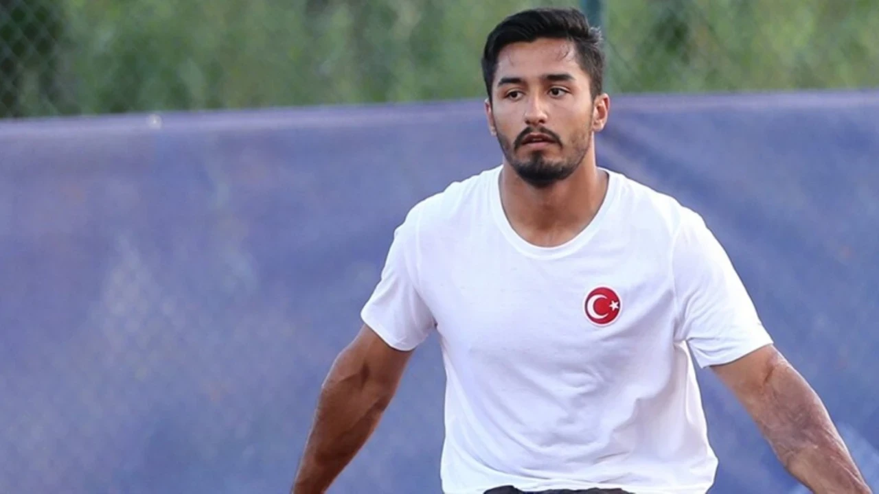 Ahmet Kaplan, Fransa Açık'ı finalde kaybetti