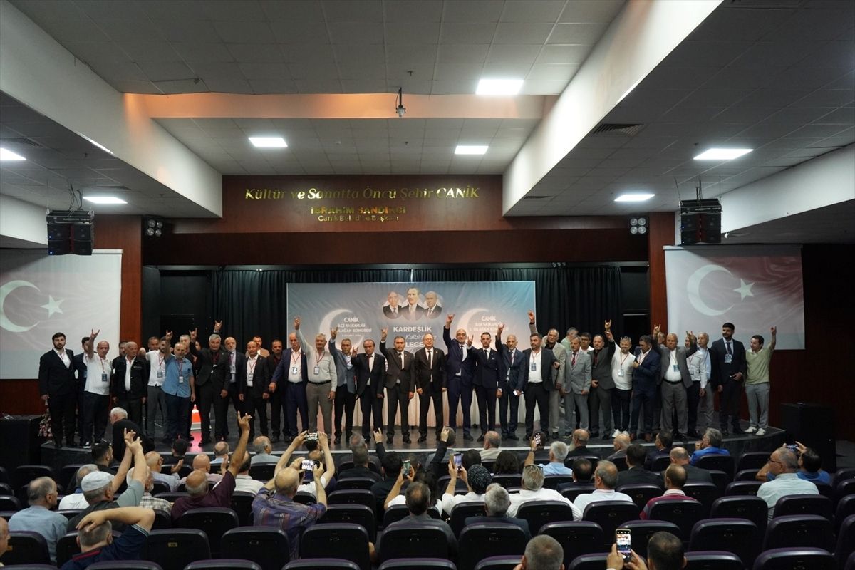MHP'nin Canik ve Tekkeköy ilçe kongreleri tamamlandı