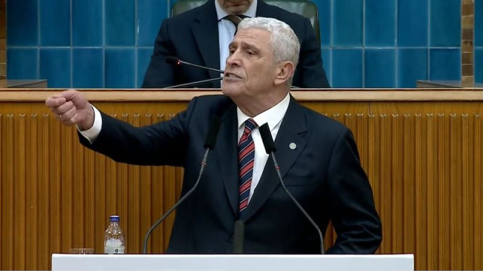 Müsavat Dervişoğlu'ndan NATO zirvesi tepkisi