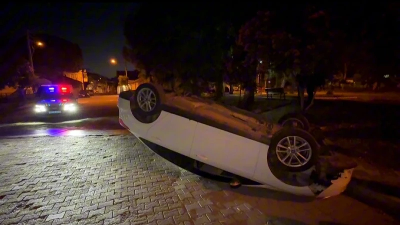 Aydın'da kontrolden çıkan araç ters döndü: Sürücü yara almadı