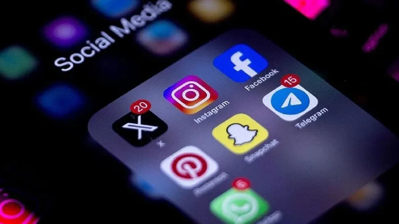Türkiye'nin internet karnesi açıklandı: En çok neye harcıyoruz?