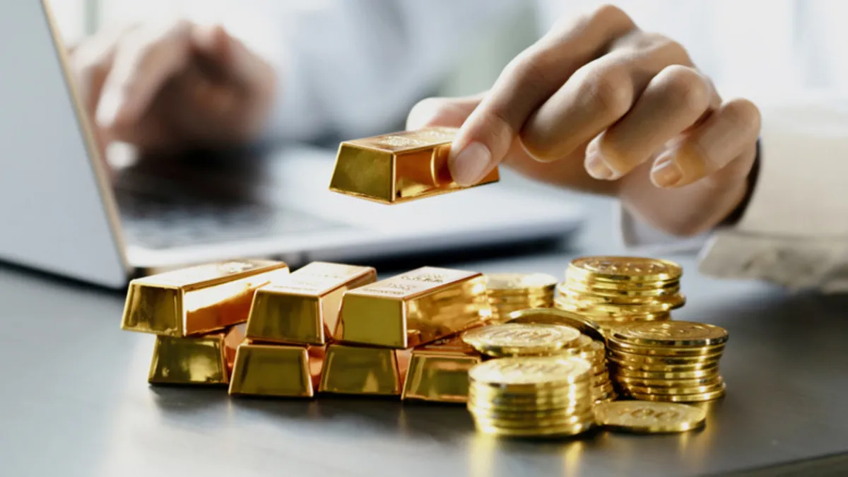 Altın fiyatlarında 3.500 dolar alarmı! Wells Fargo stratejistti yükseliş öncesi uyardı