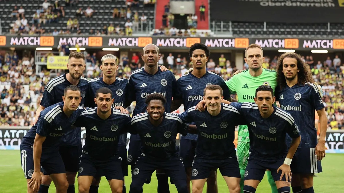 Fenerbahçe'den Şampiyonlar Ligi listesinde flaş değişiklik! İki yıldız isim kadroda