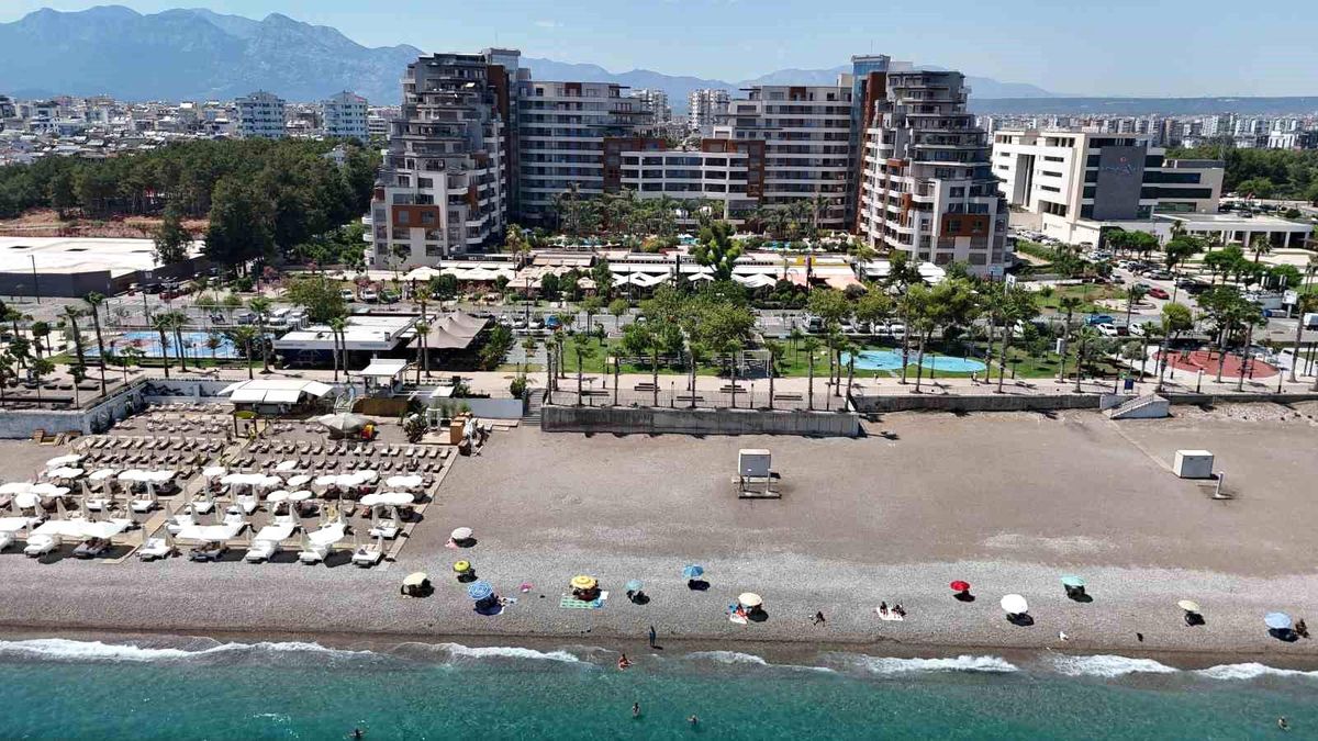Antalya'da yargıya taşınan 20 bin TL'lik aidat krizinde yönetimden "16 milyon lira borç" savunması