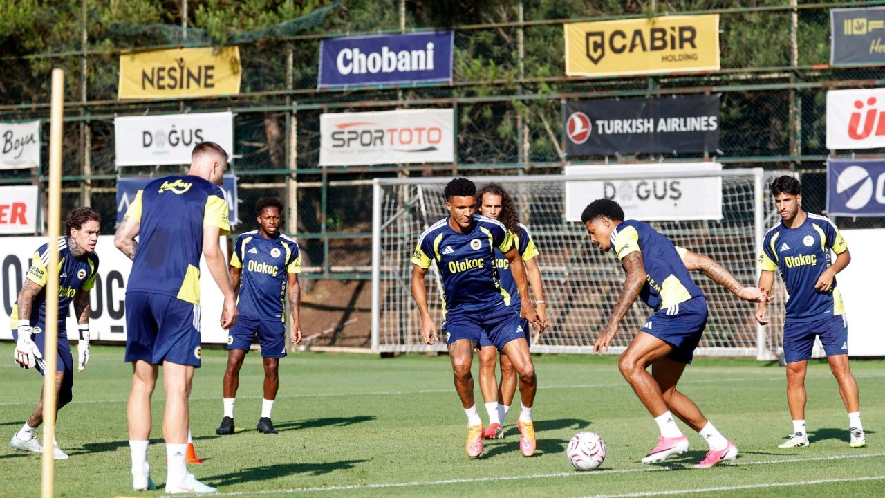 Fenerbahçe’nin Gornik Zabrze maçı kamp kadrosu açıklandı! İki eksik var