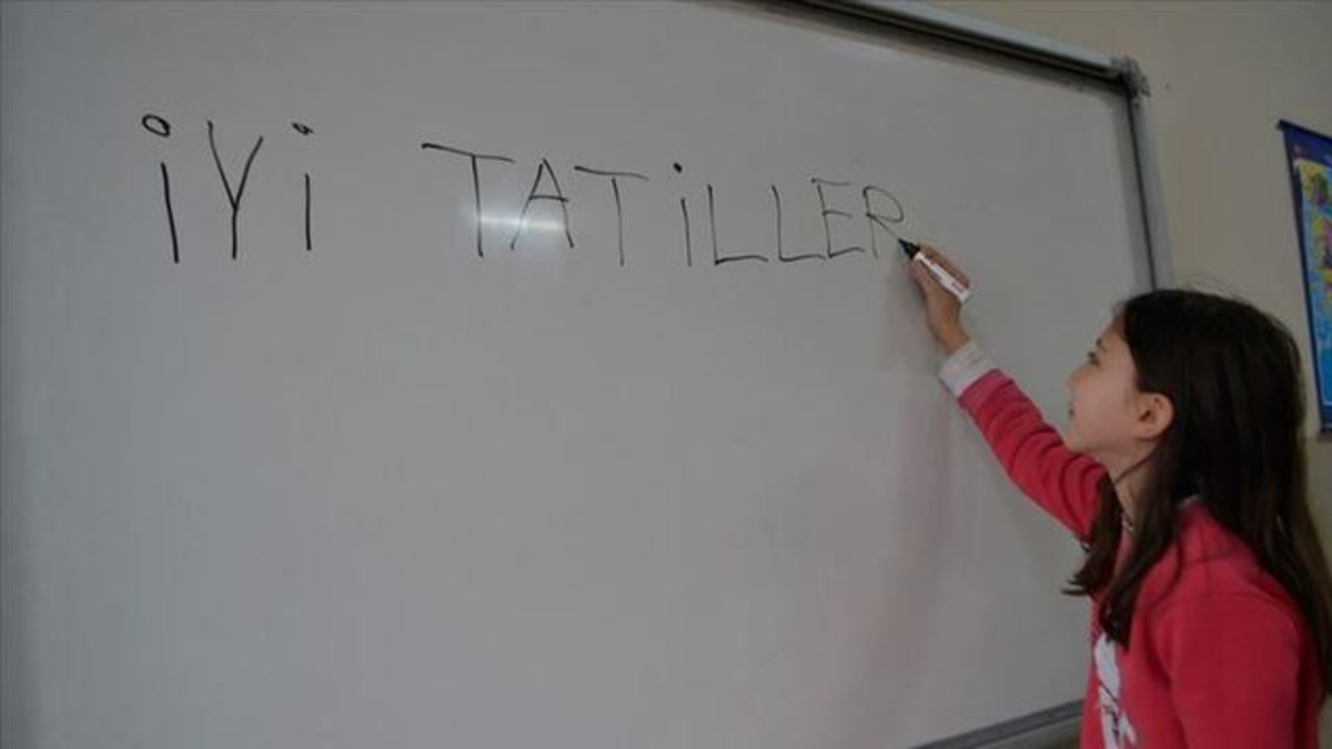 OKULLAR NE ZAMAN AÇILACAK? | YAZ TATİLİ NE ZAMAN BİTECEK? MEB 2026-2027 EĞİTİM ÖĞRETİM YILI